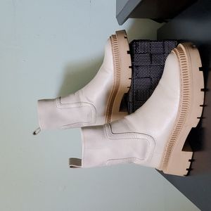 MANGO Pebbled Leather Lug Boots size 6